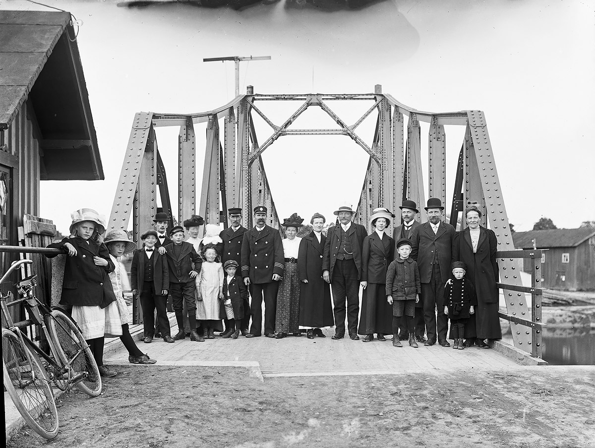 Gropbron omkring 1915. Foto: okänd / Vänersborgs Söners Gille